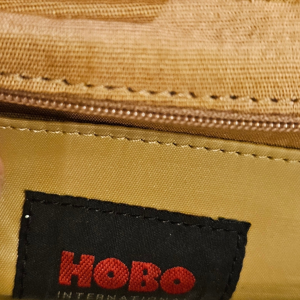 HOBO Metallic Black Snakeskin Clutch - Picture 3 of 4